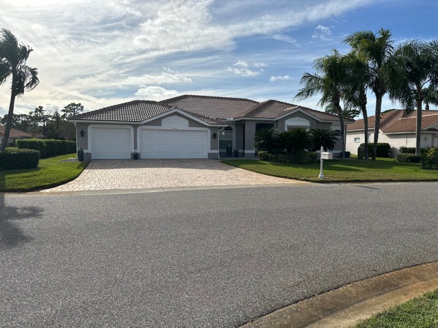 Listing# 190 Property Photo